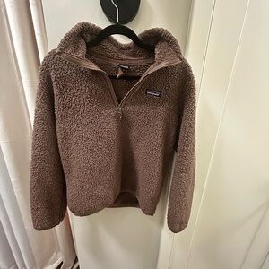 Patagonia women’s fleece jacket. Size small